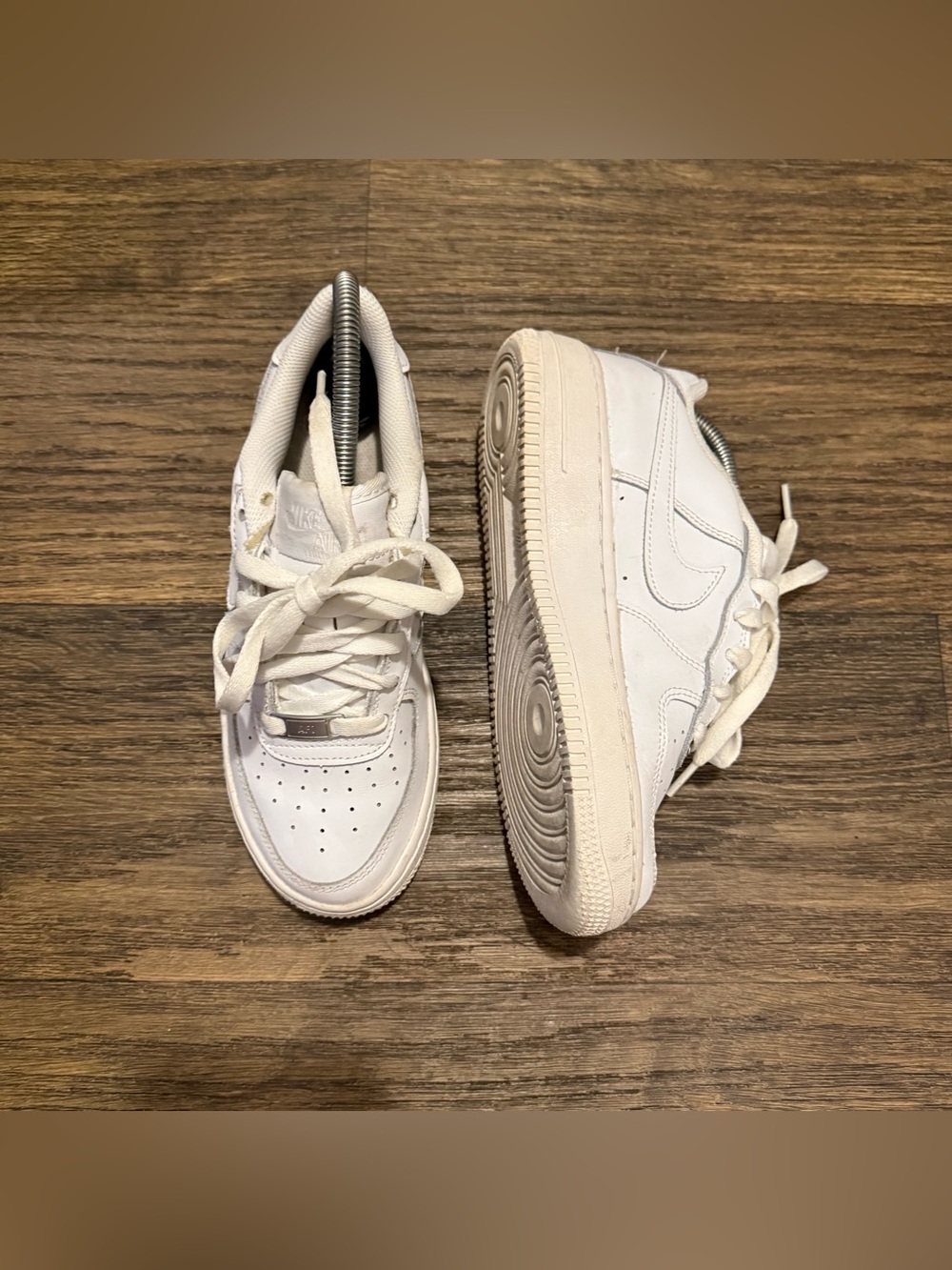 Nike Air Force 1 Low White Low-Top Leather Sneakers Size 6 Women